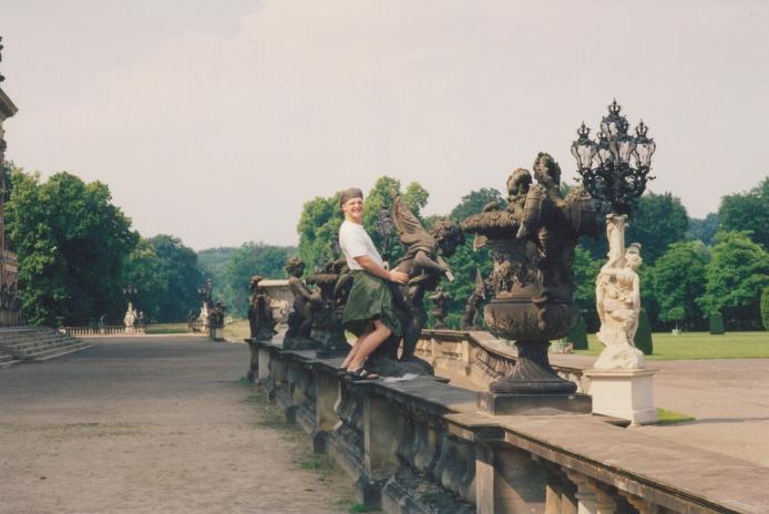 S_02450-MattLovingStatue.jpg