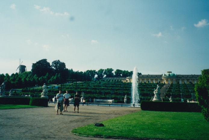 S_02490.jpg