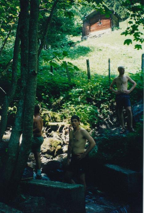 S_03380-TedBradJayOnTrail.jpg
