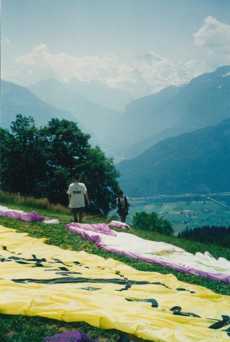S_03490-Paragliding.jpg