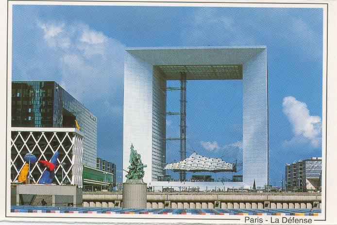 S_06400-LaDefensePostcard.jpg
