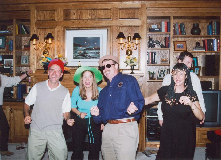 S_tw,ck,kh,mr Dancing.jpg