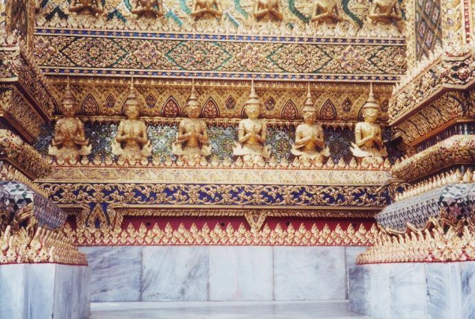 S_00280 - TEB Gold Statues Praying.jpg