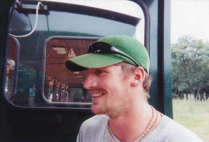 S_gs090.jpg